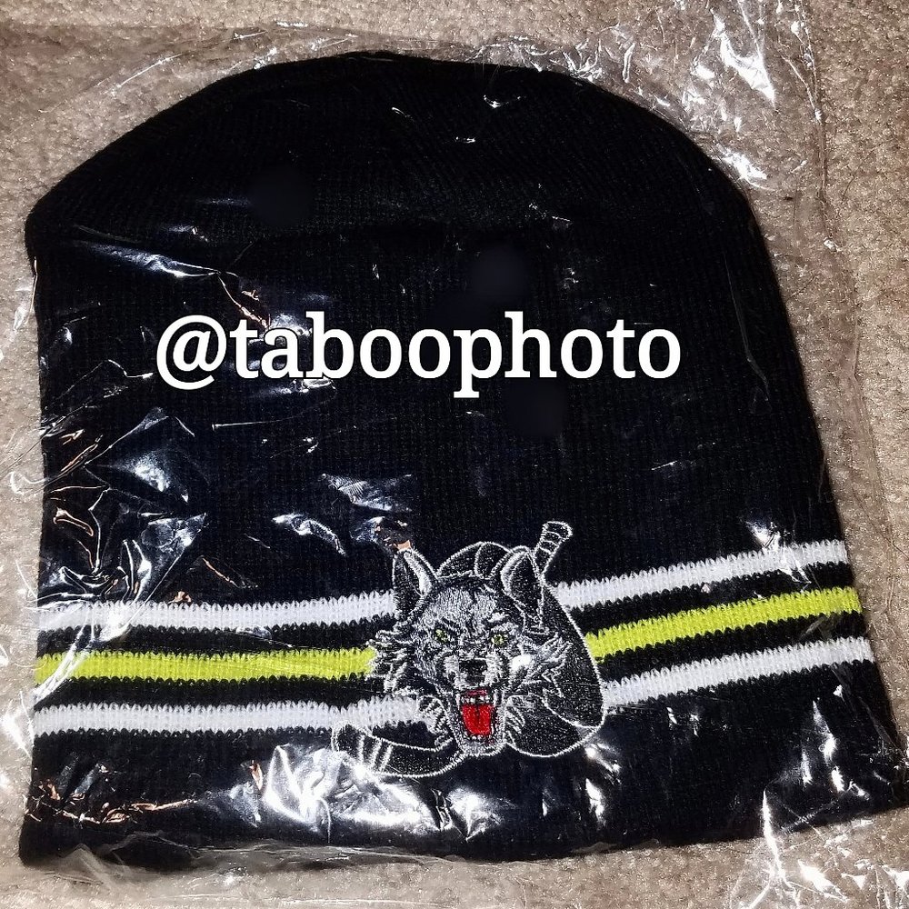 Chicago Wolves Hockey Hat Beanie Caps Black One Size